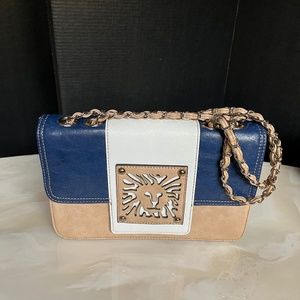 NWOT, ANNE KLEIN, SHOULDER BAG 10 1/2 X 7, BLUE/CREAM